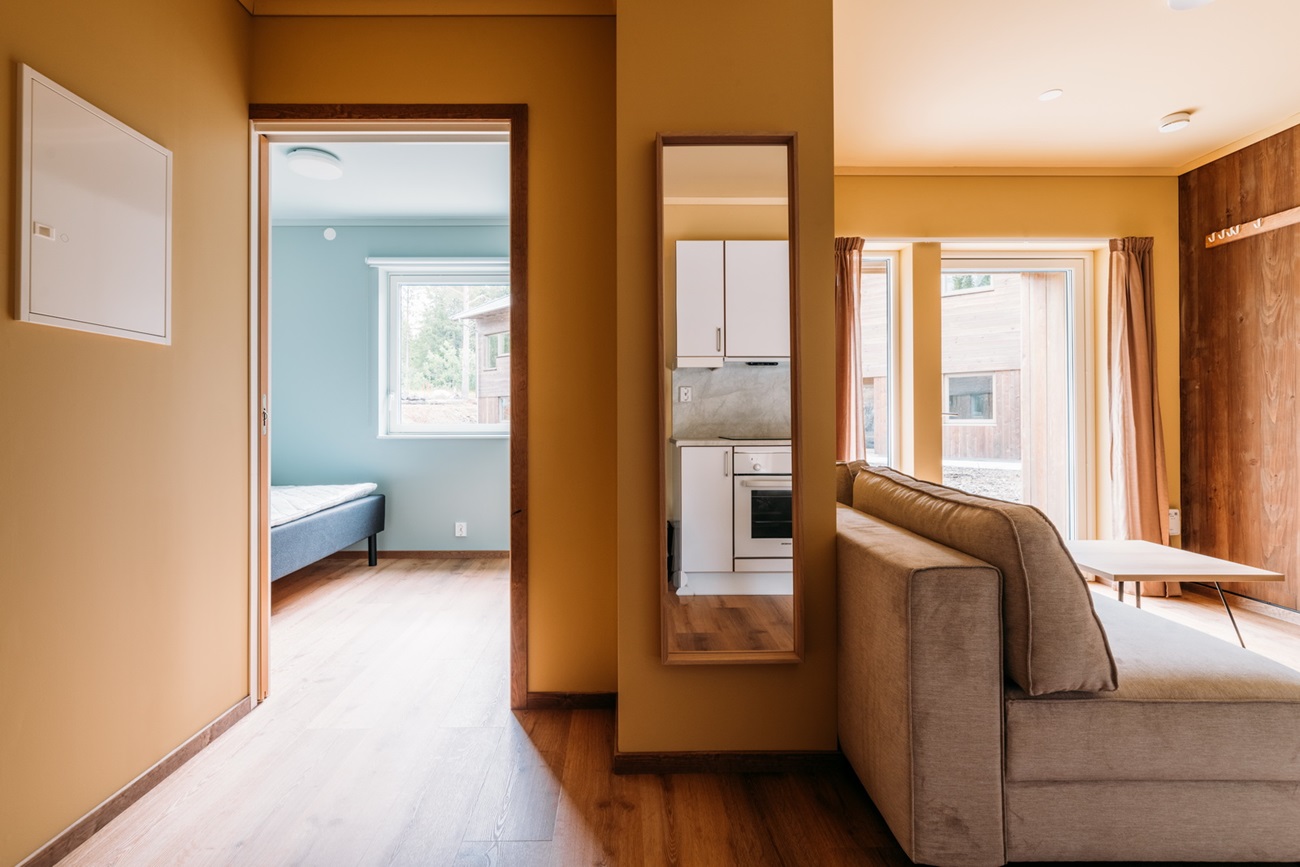 Parseng soverom innenfor stua. Foto.